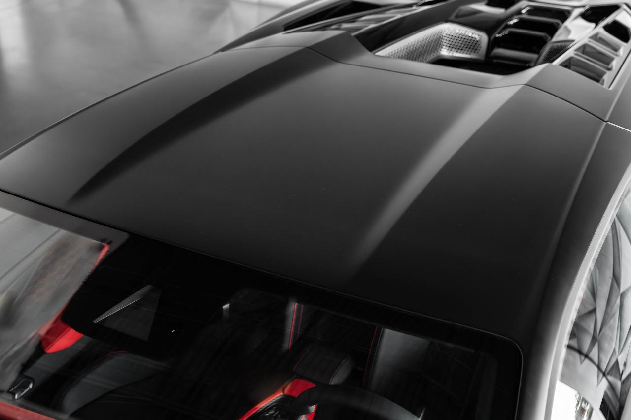 2024 Lamborghini Revuelto  Photo