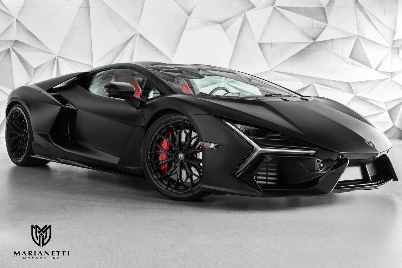 2024 Lamborghini Revuelto  Photo