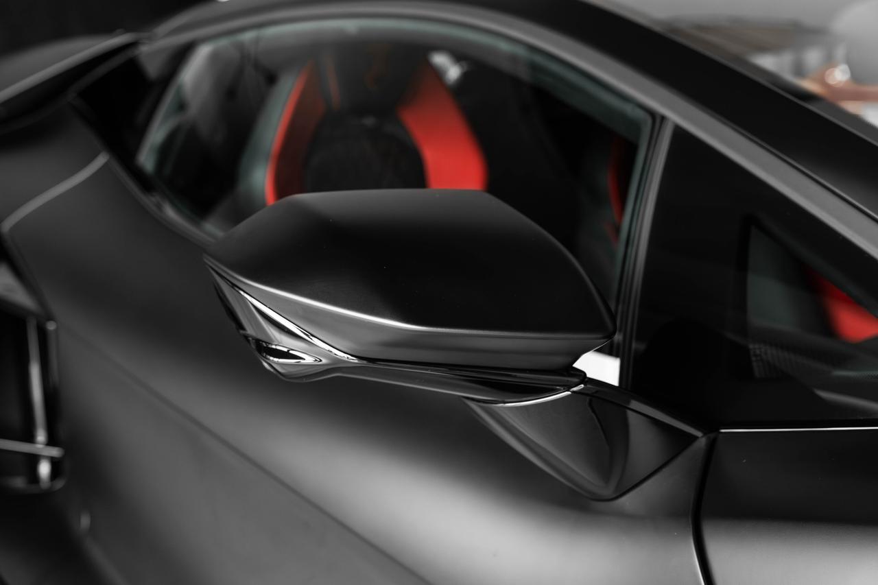 2024 Lamborghini Revuelto  Photo