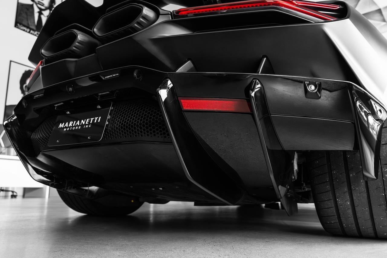 2024 Lamborghini Revuelto  Photo