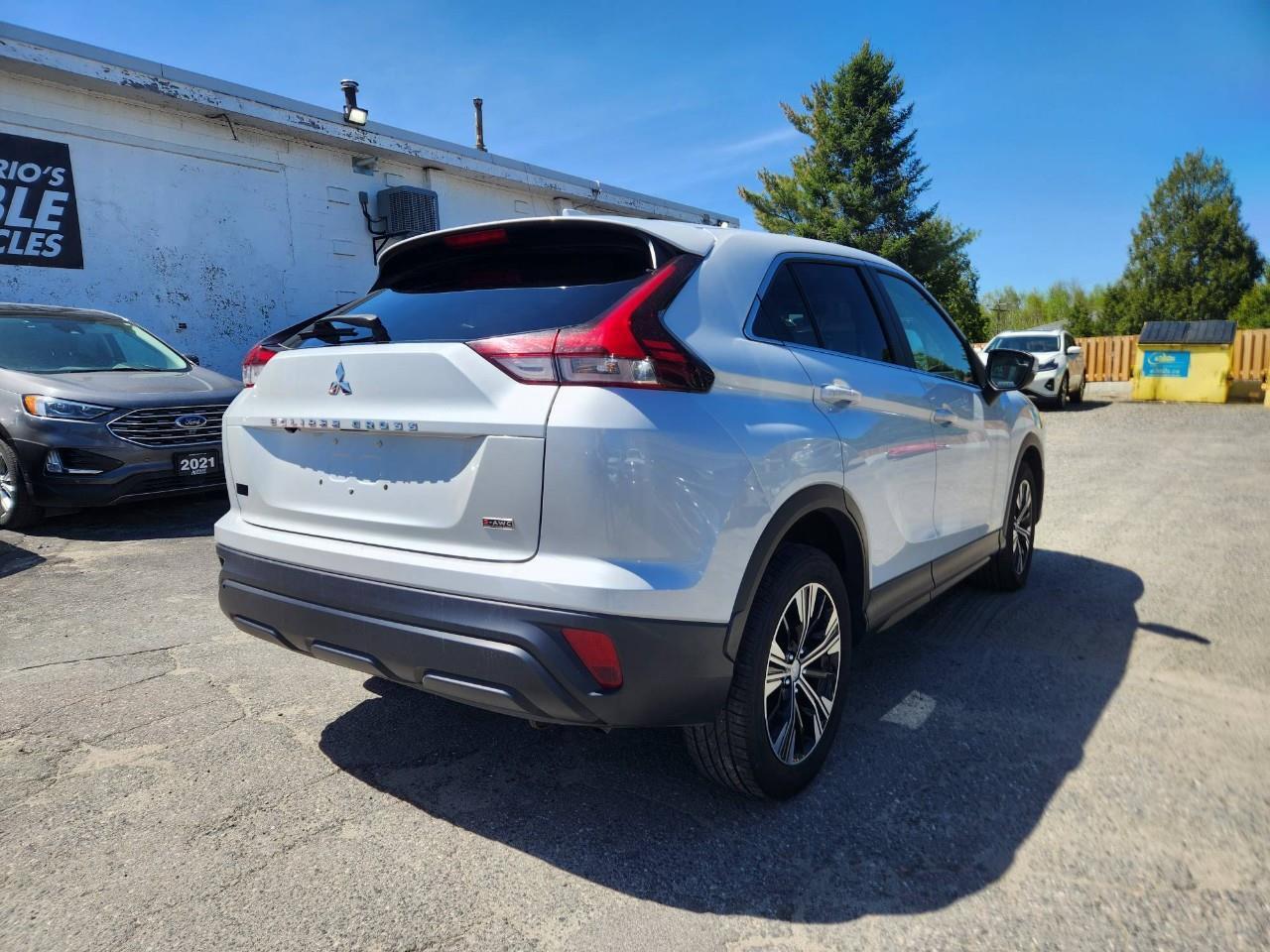 2022 Mitsubishi Eclipse Cross ES 4dr S-AWC Photo