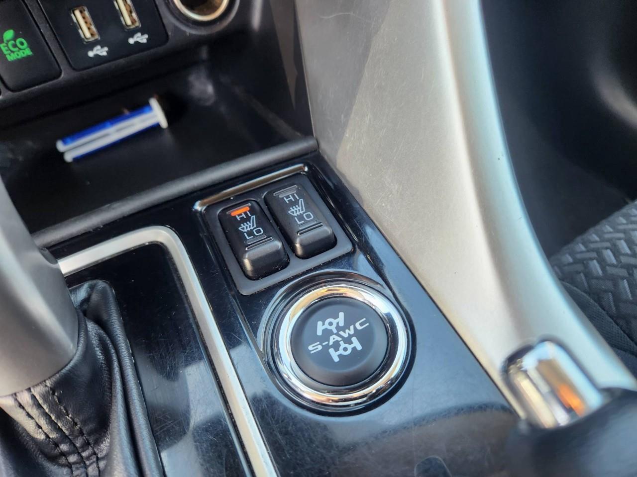 2022 Mitsubishi Eclipse Cross ES 4dr S-AWC Photo