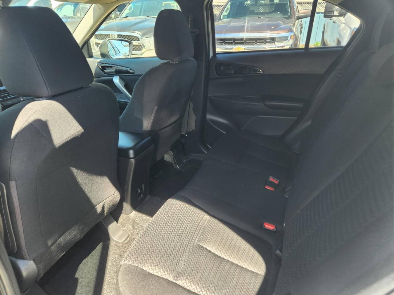 2022 Mitsubishi Eclipse Cross ES 4dr S-AWC Photo