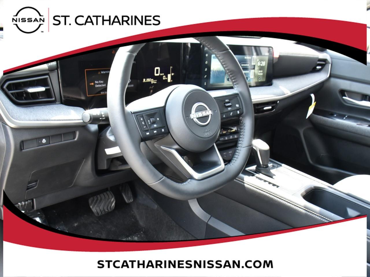 2025 Nissan Kicks SV Photo