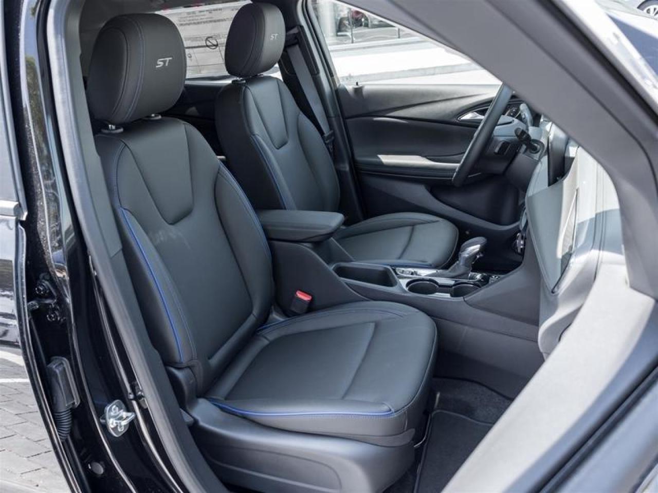 2026 Buick Encore GX Sport Touring 4dr All-Wheel Drive Photo