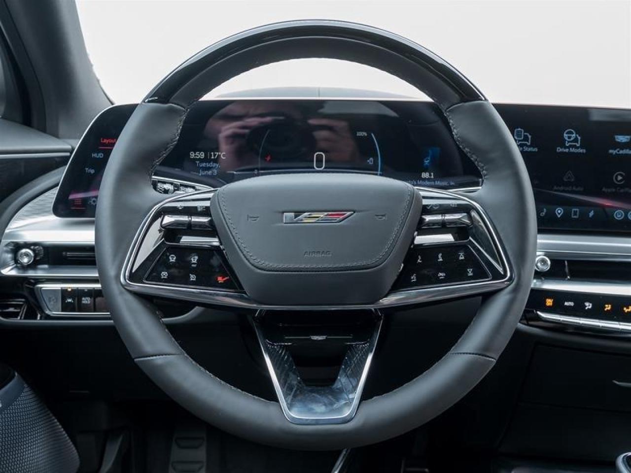 2026 Cadillac LYRIQ V Premium 4dr Photo