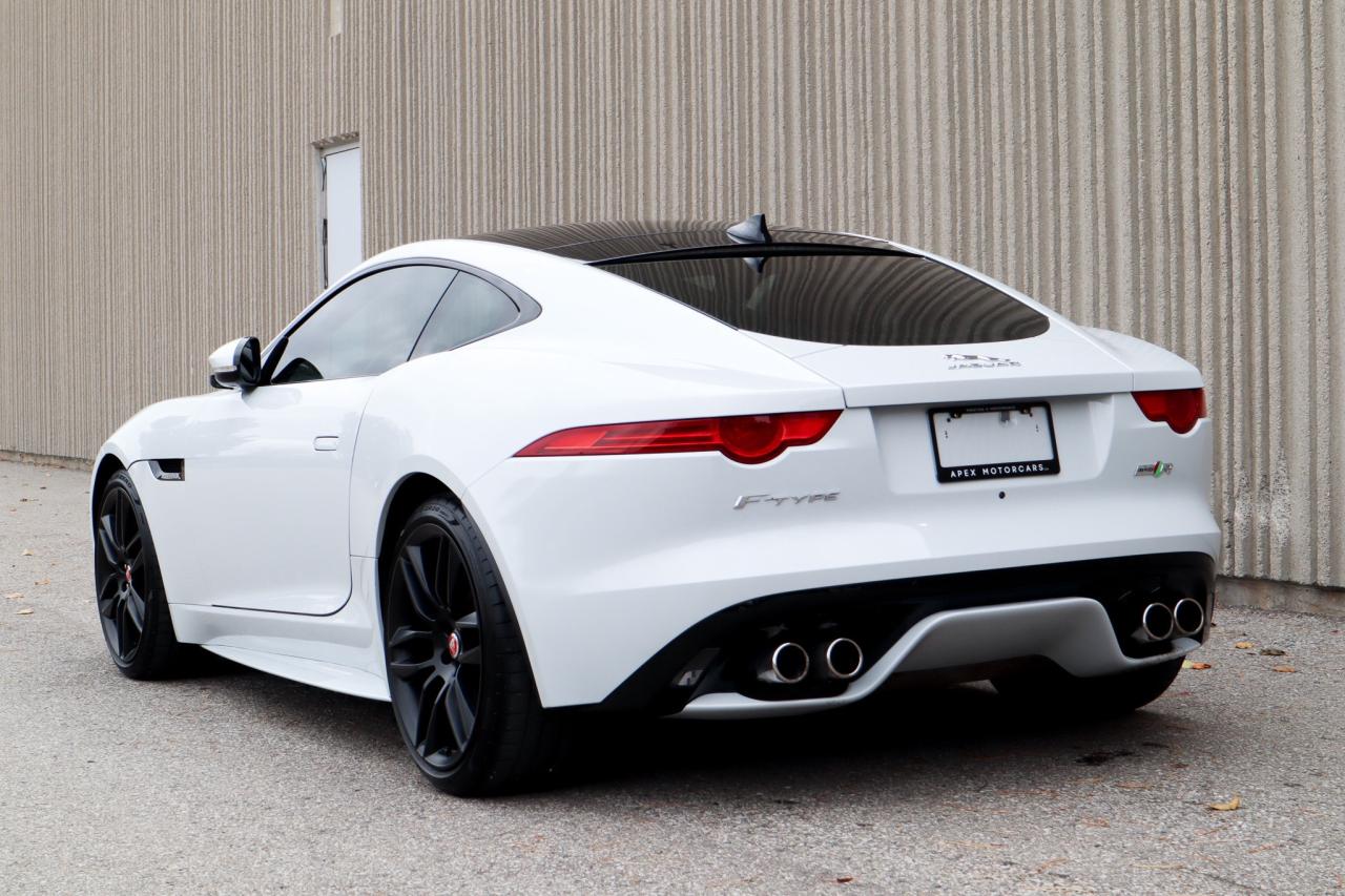 2017 Jaguar F-Type  Photo