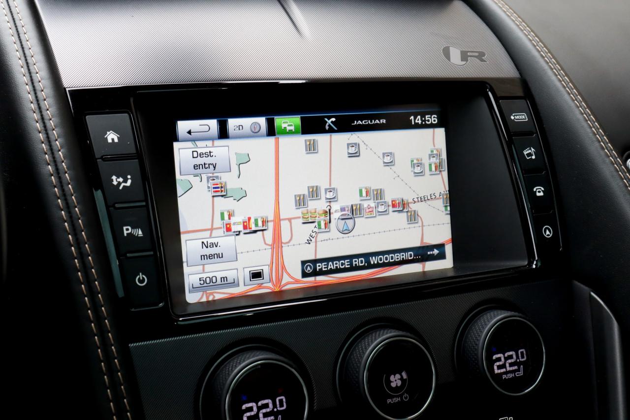 2017 Jaguar F-Type  Photo