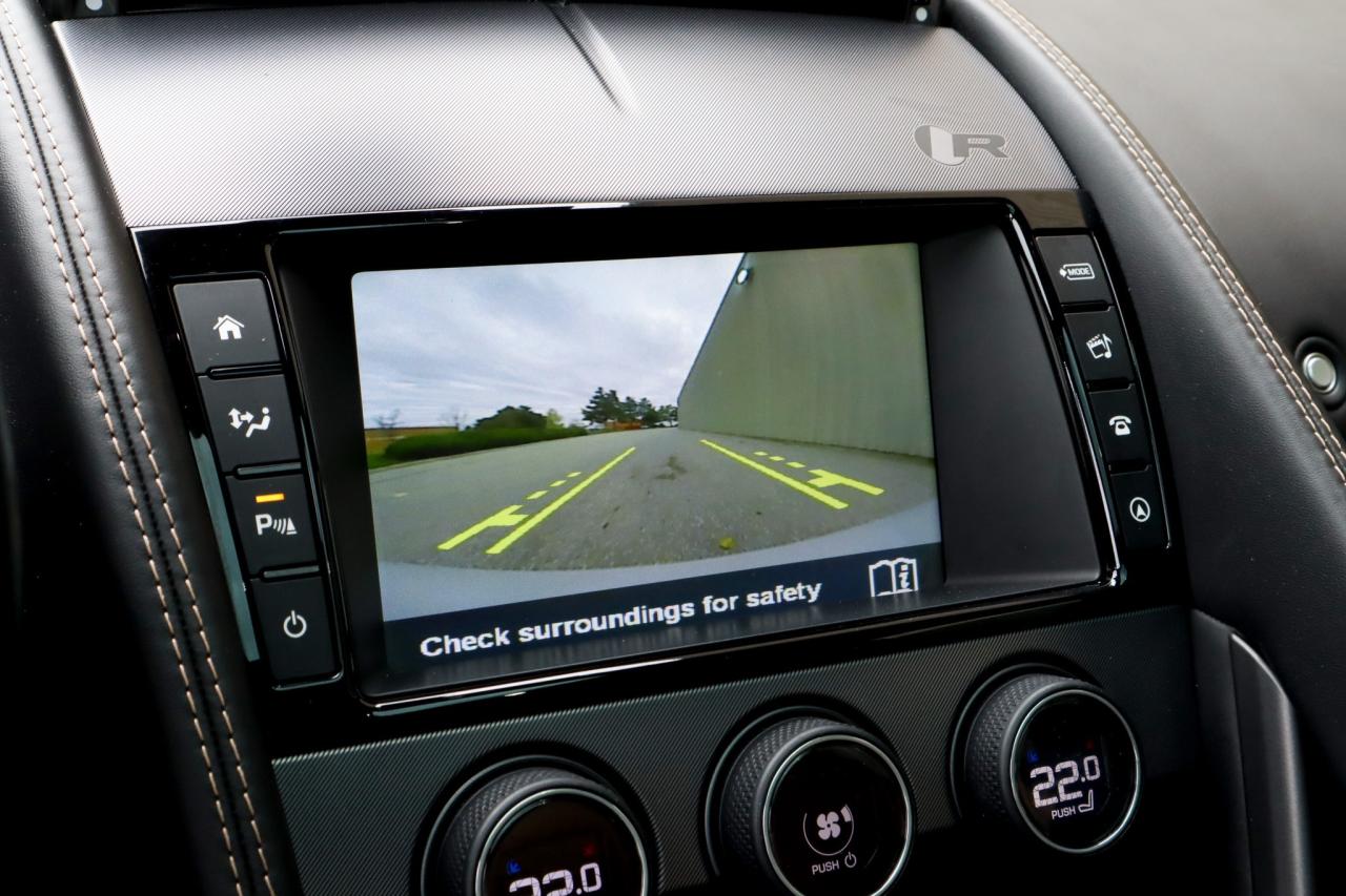 2017 Jaguar F-Type  Photo