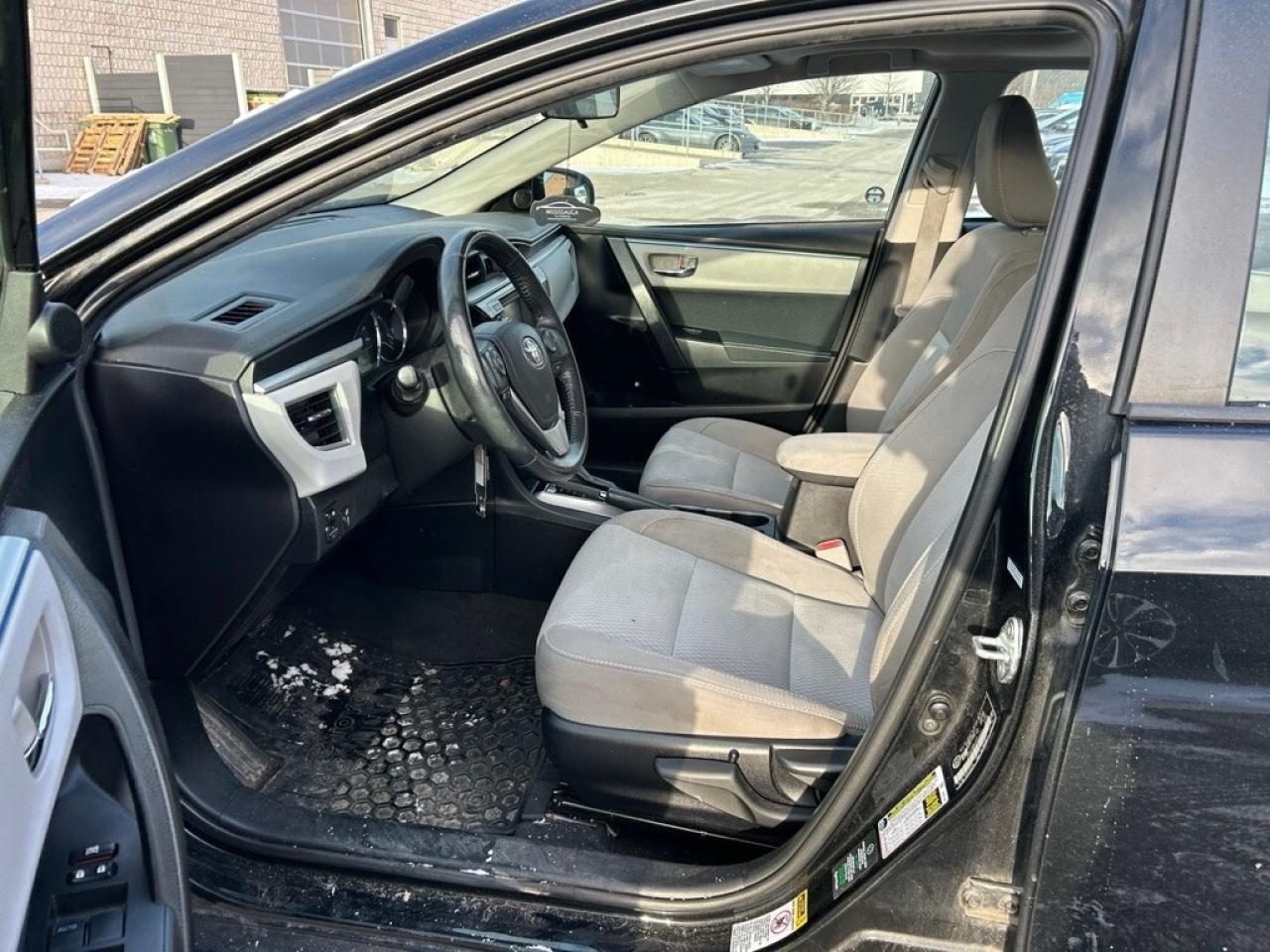 2016 Toyota Corolla LE Plus 4dr Sedan CVT Photo