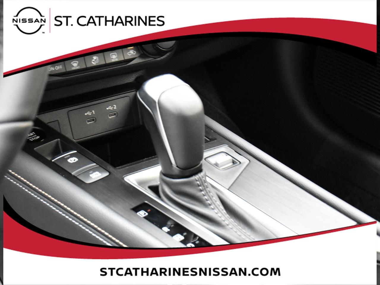 2025 Nissan Kicks SV Photo