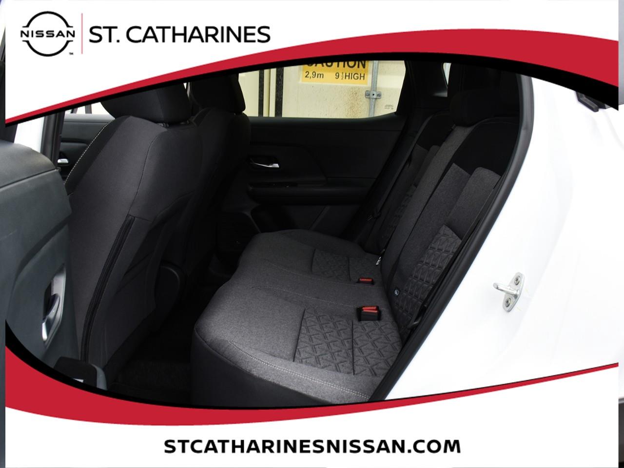 2025 Nissan Kicks SV Photo