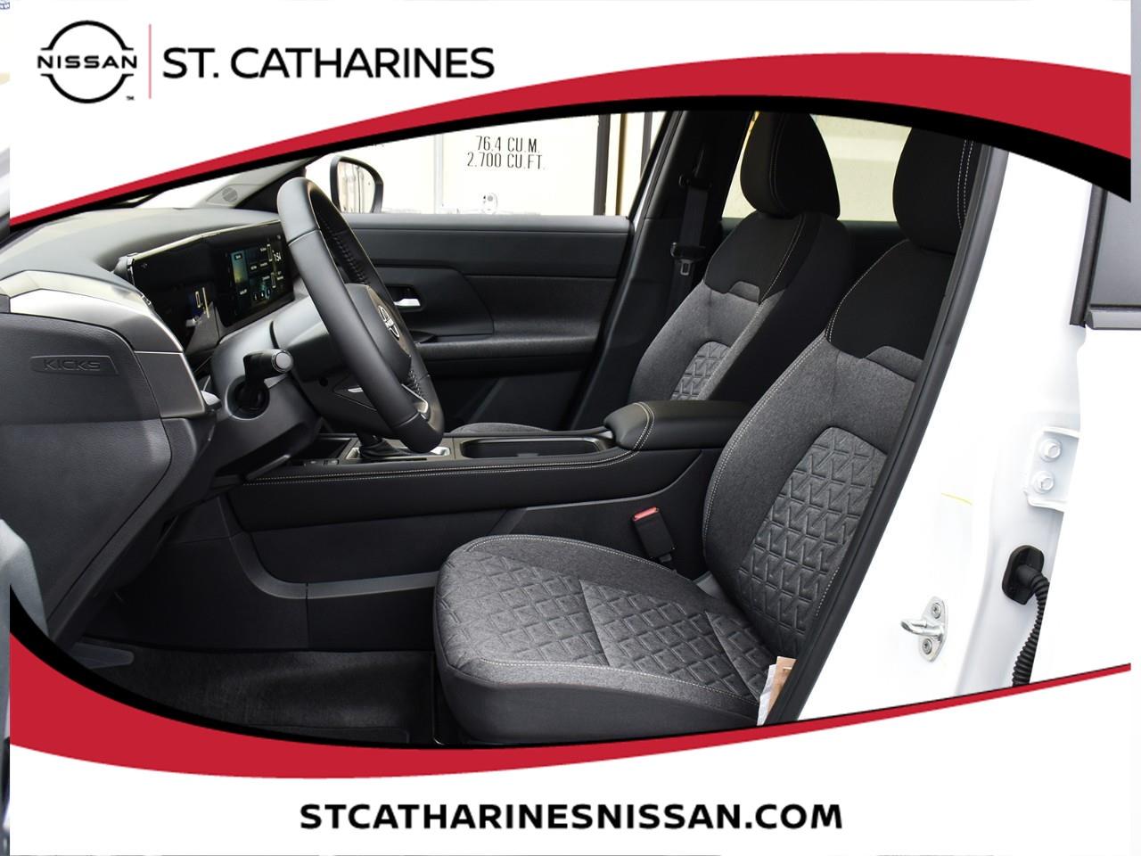 2025 Nissan Kicks SV Photo