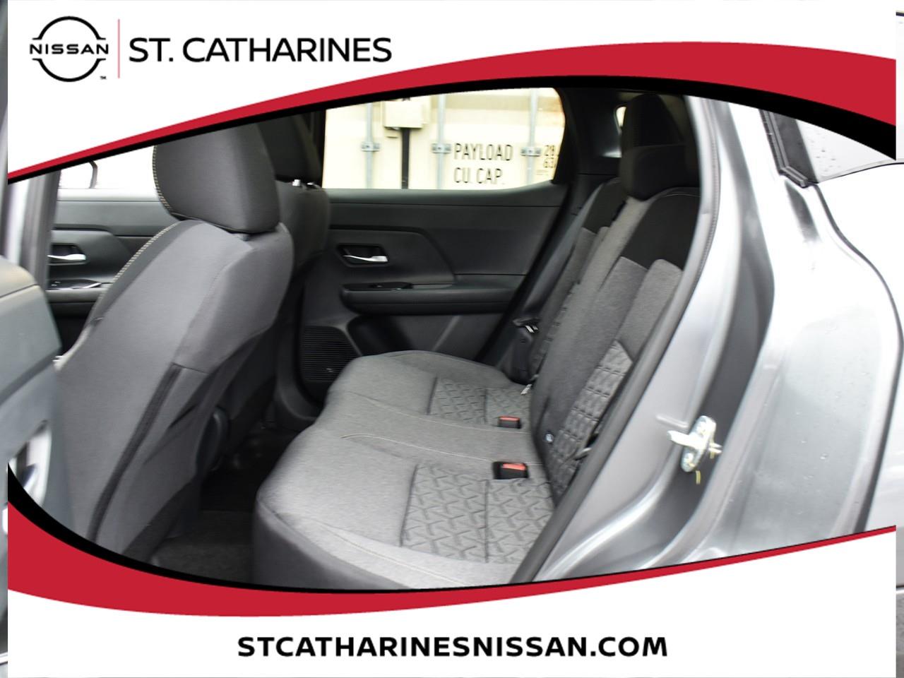 2025 Nissan Kicks SV Photo