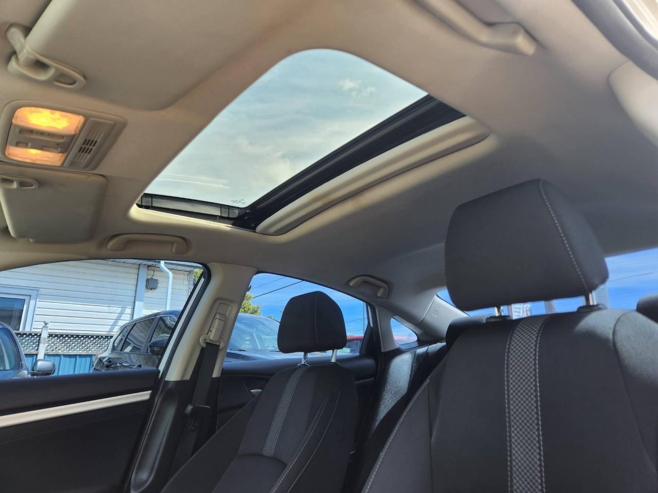 2019 Honda Civic EX (CVT) 4dr Sedan Photo