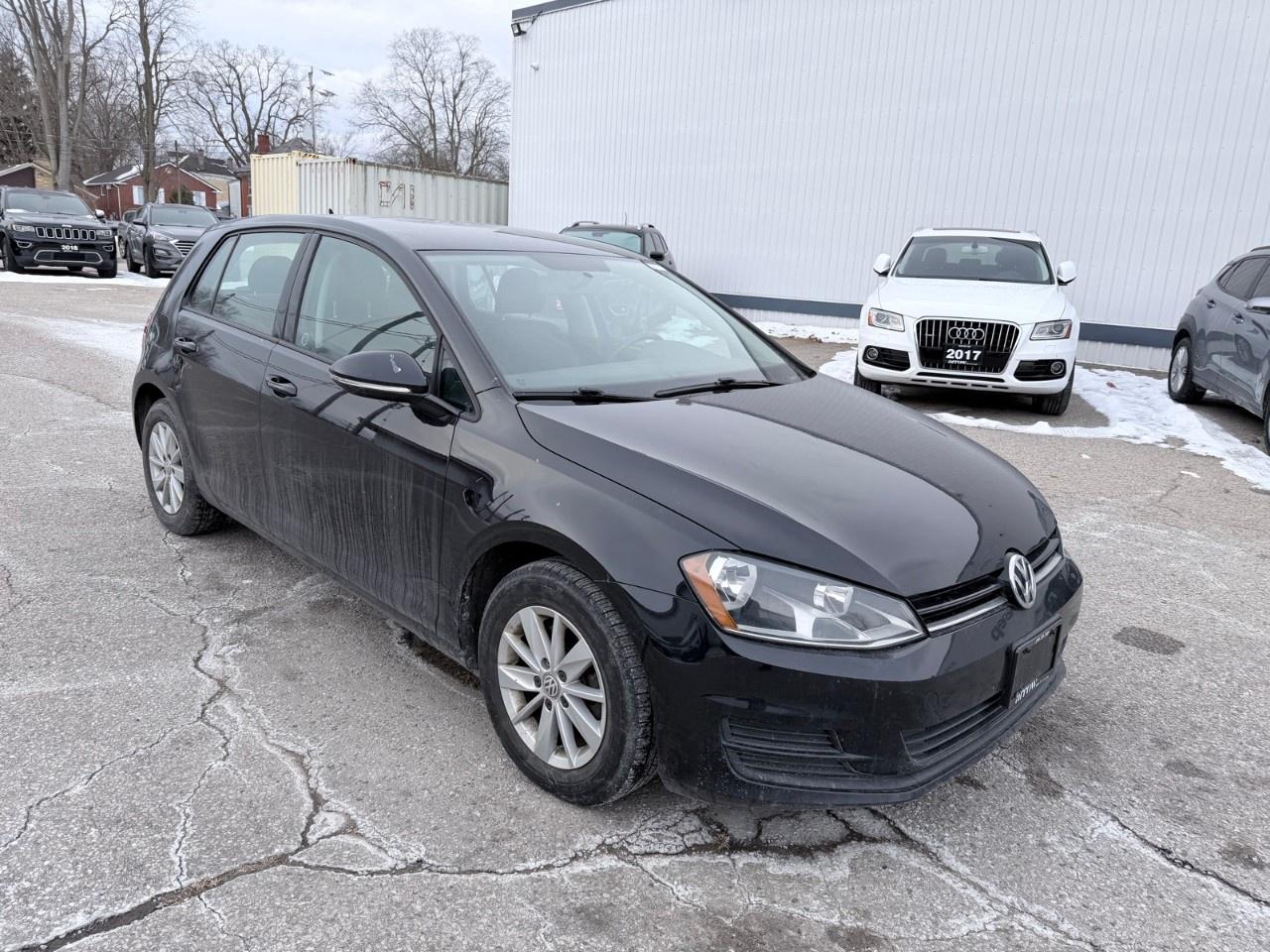 2015 Volkswagen Golf  Photo