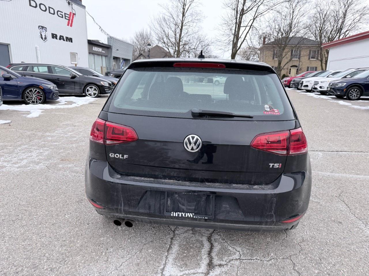 2015 Volkswagen Golf  Photo