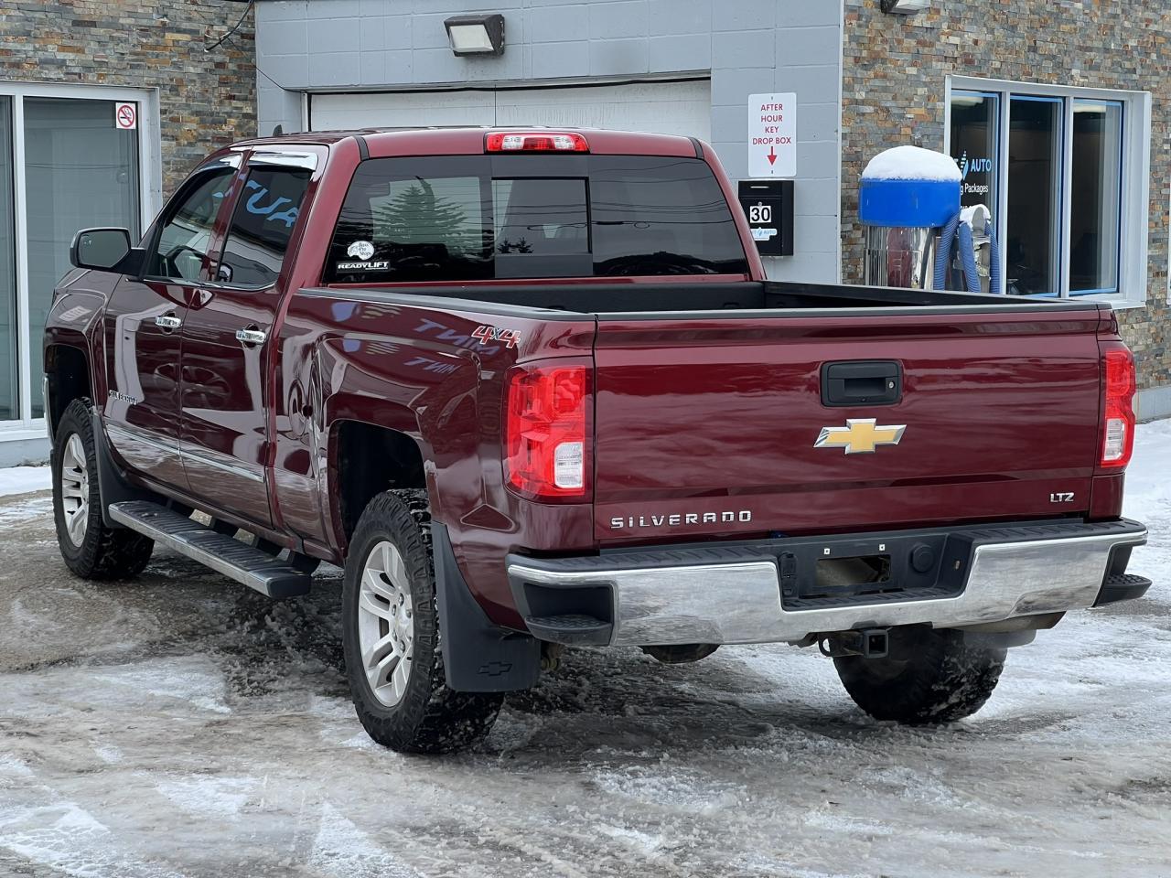 2017 Chevrolet Silverado 1500 LTZ 4×4 Crew Cab – Clean CarFax   AS-IS Special Photo
