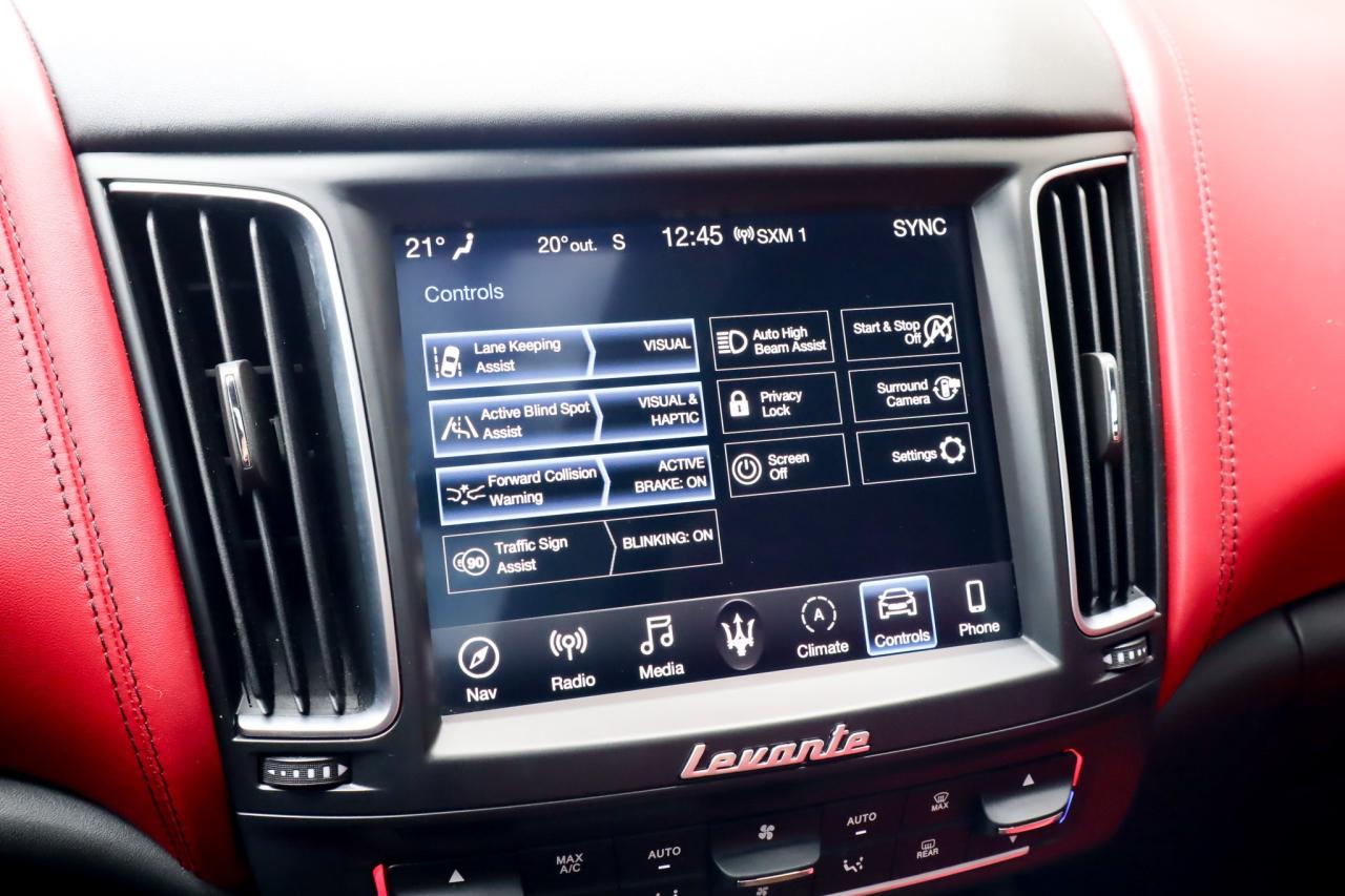 2019 Maserati Levante  Photo