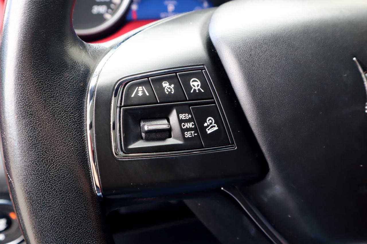 2019 Maserati Levante  Photo