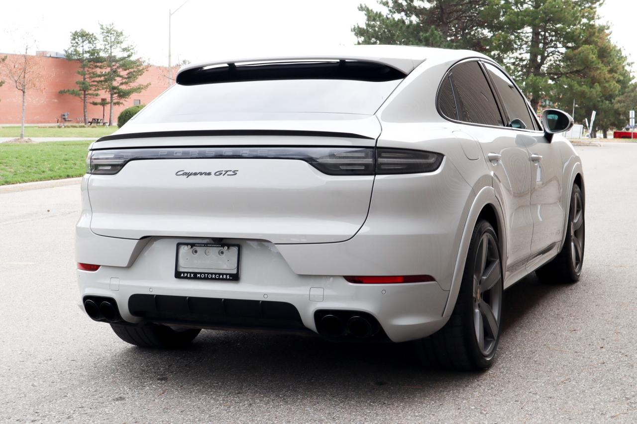 2021 Porsche Cayenne  Photo