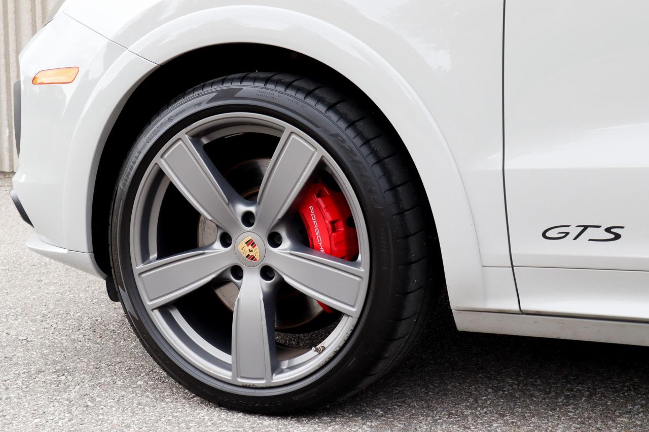 2021 Porsche Cayenne  Photo