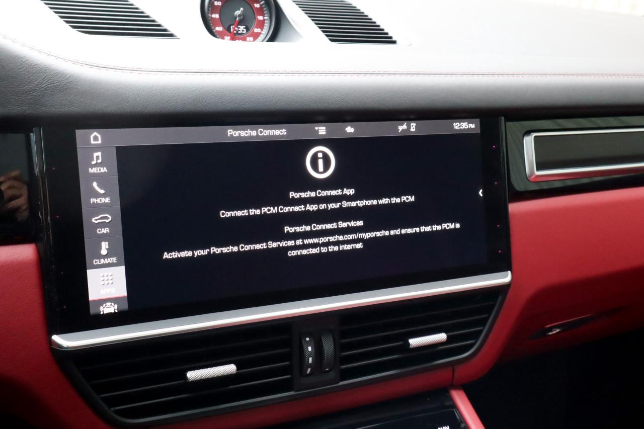 2021 Porsche Cayenne  Photo