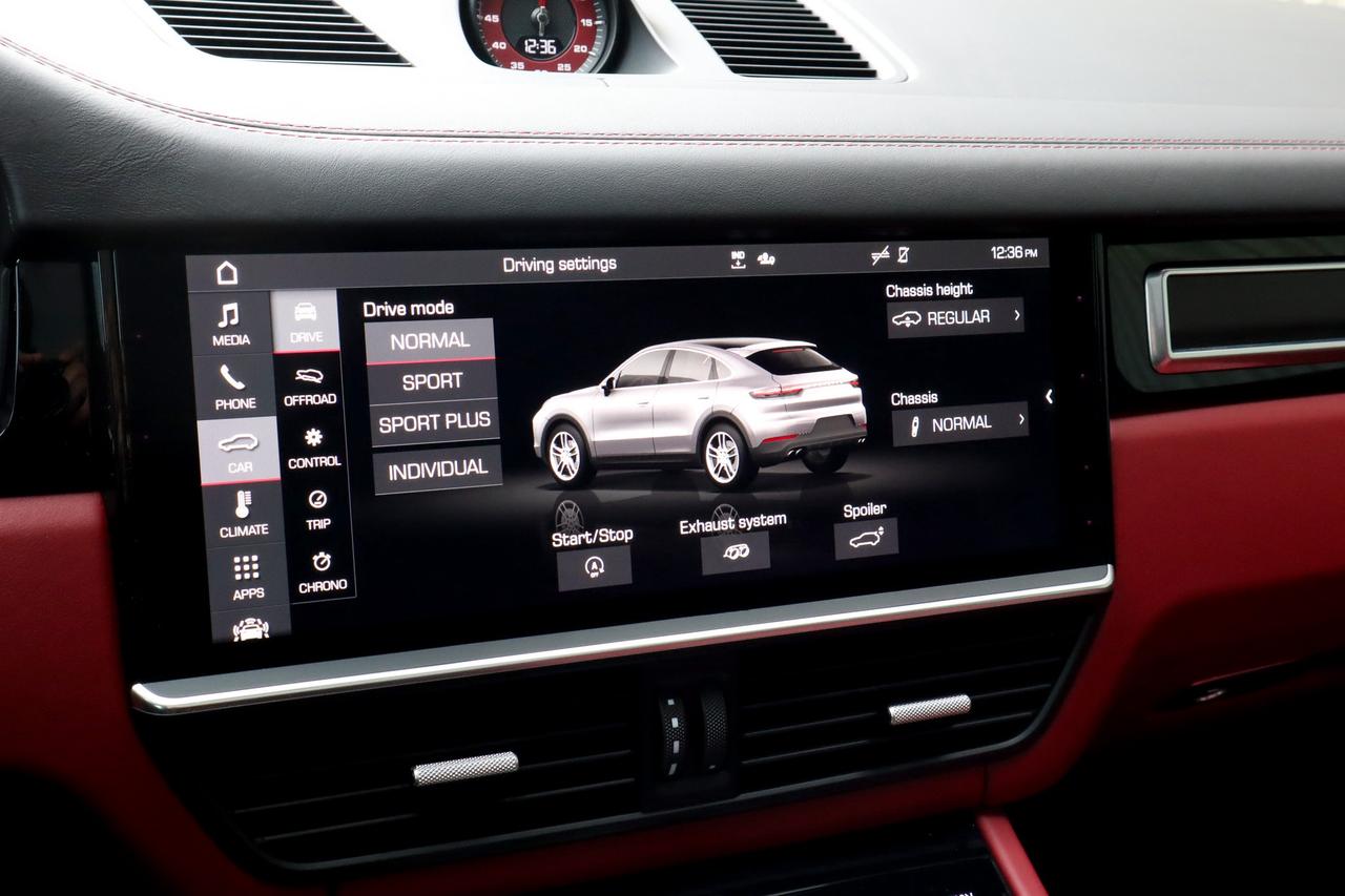 2021 Porsche Cayenne  Photo