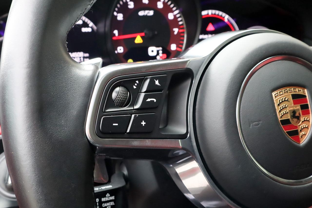 2021 Porsche Cayenne  Photo