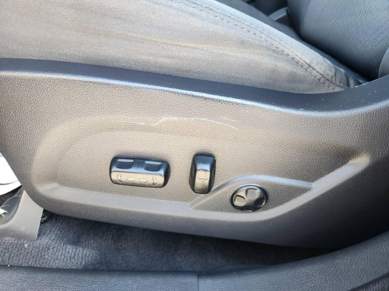 2017 Hyundai Santa Fe Sport 2.4 Premium (A6) 4dr Front-Wheel Drive Photo