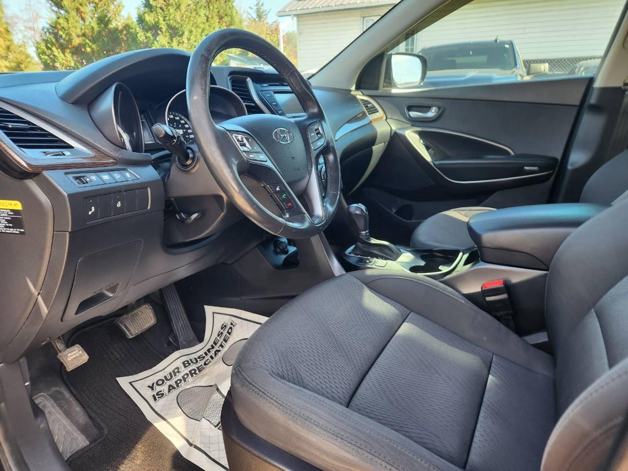 2017 Hyundai Santa Fe Sport 2.4 Premium (A6) 4dr Front-Wheel Drive Photo