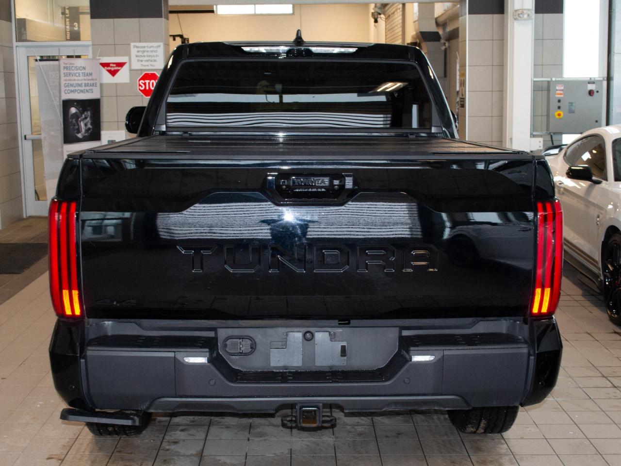 2025 Toyota Tundra Limited  Photo4