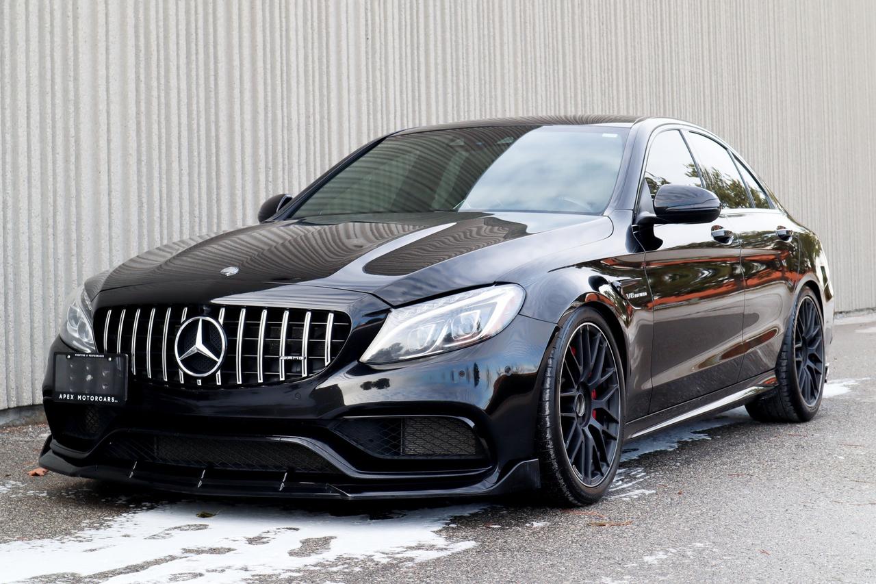 2017 Mercedes-Benz C-Class  Photo0