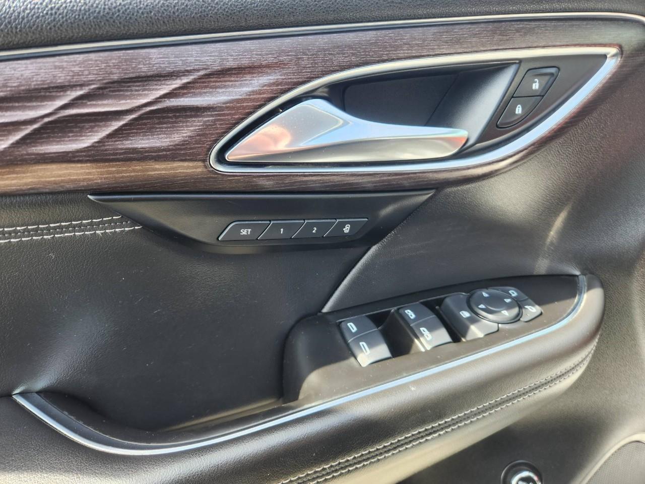 2021 Buick Envision Avenir All-Wheel Drive Photo