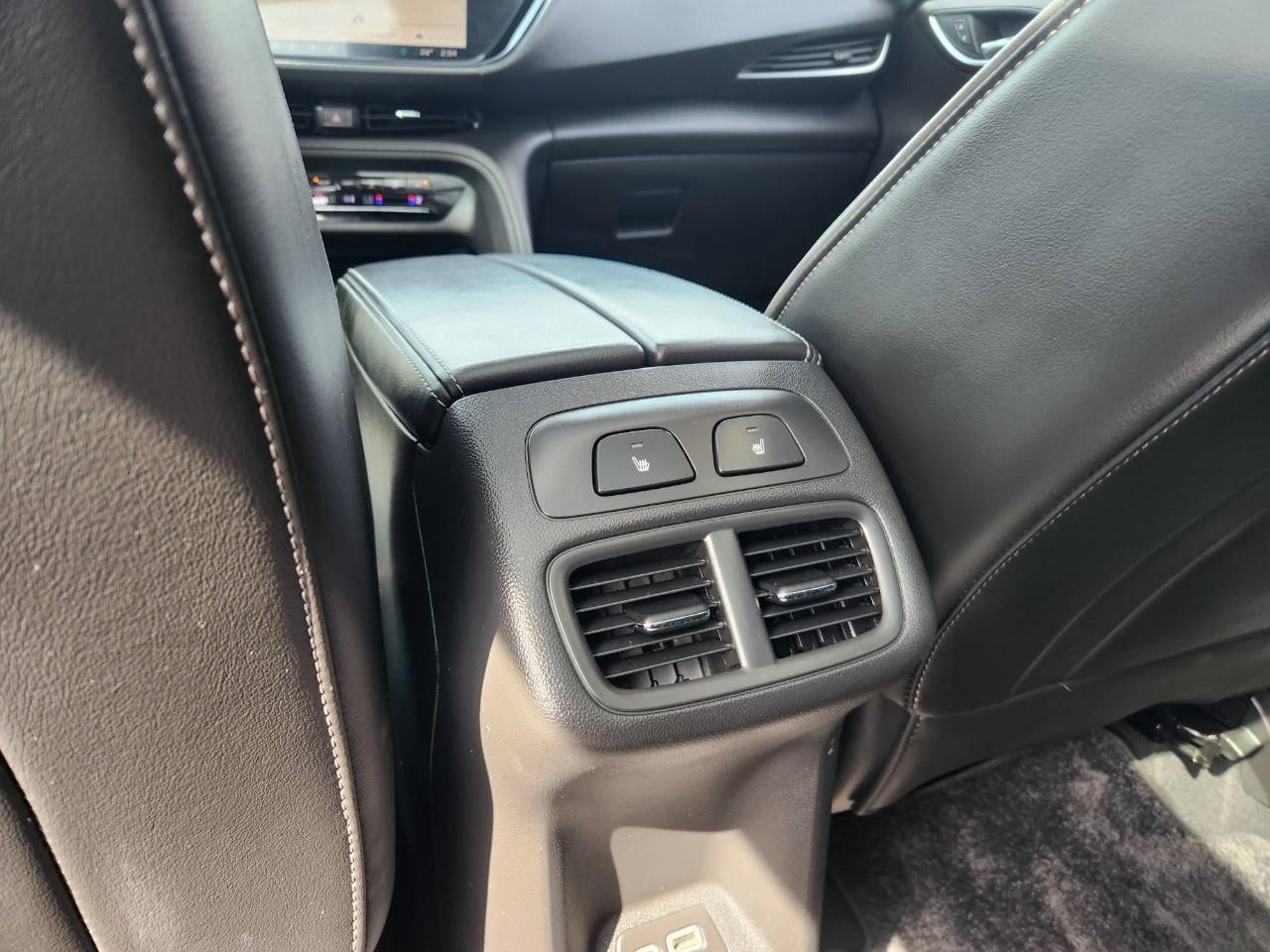 2021 Buick Envision Avenir All-Wheel Drive Photo