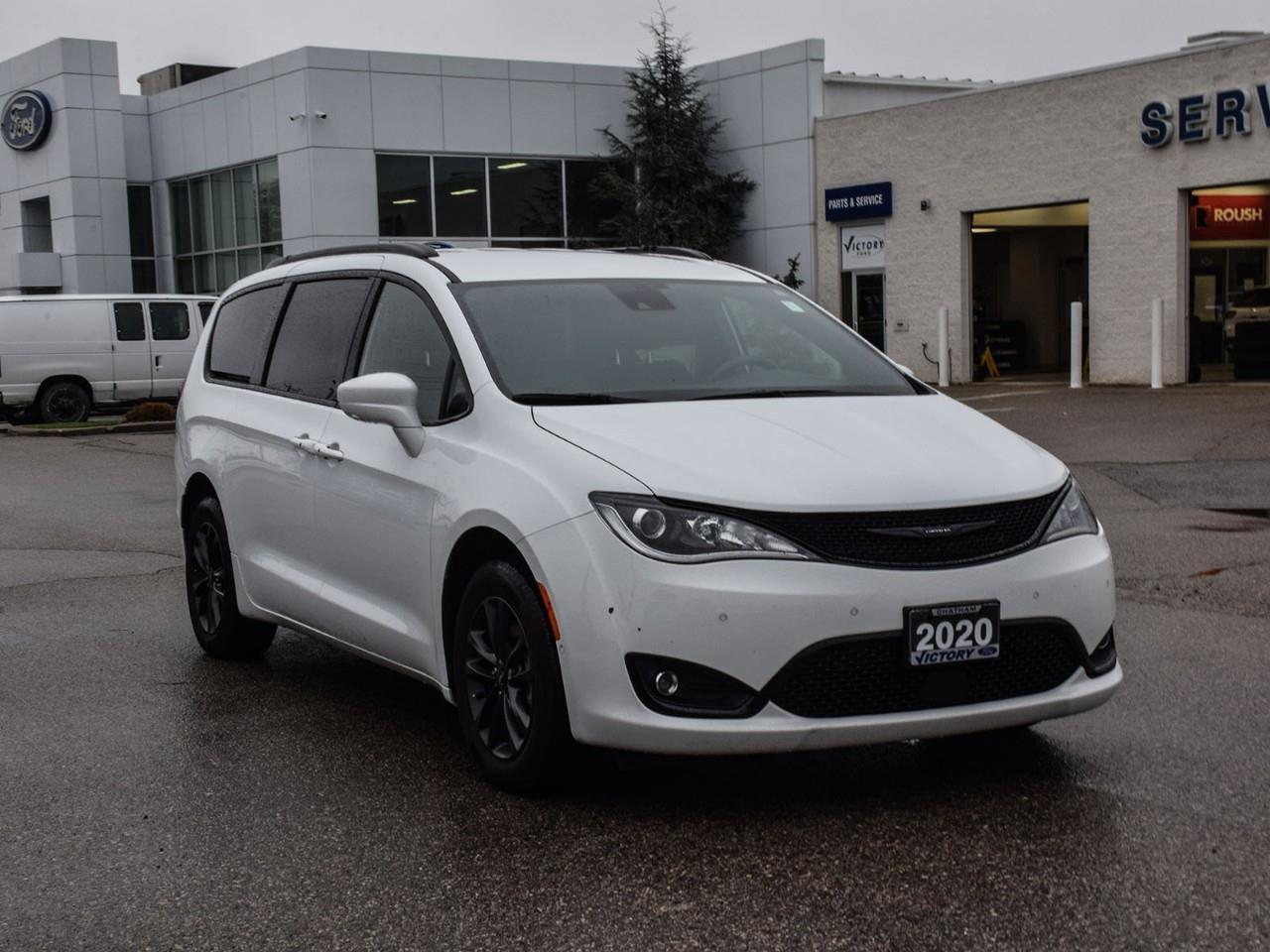 2020 Chrysler Pacifica Launch Edition 360 Cam   ACC + Lane Keep Photo