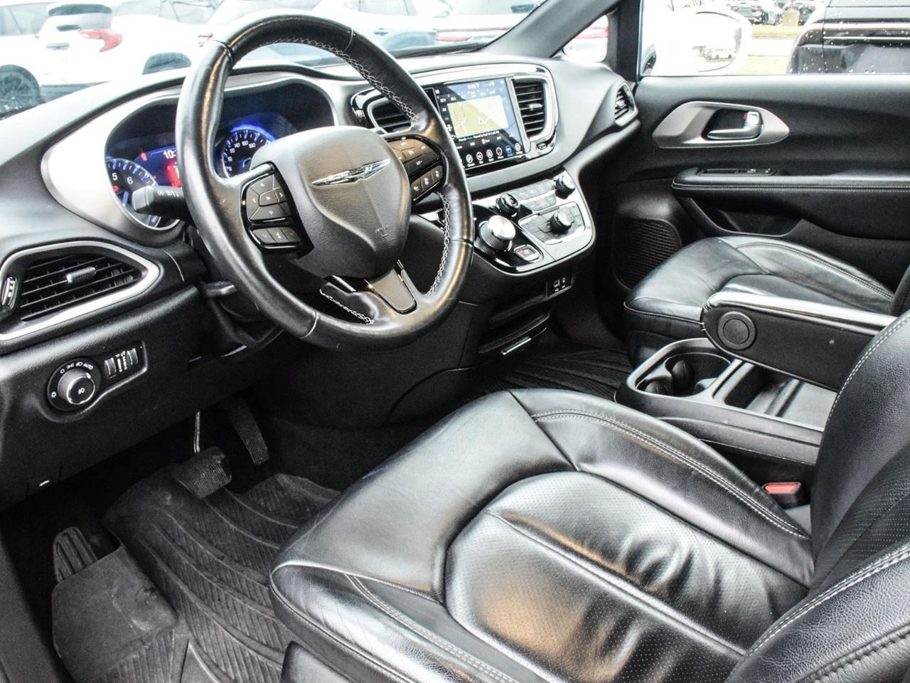 2020 Chrysler Pacifica Launch Edition 360 Cam   ACC + Lane Keep Photo