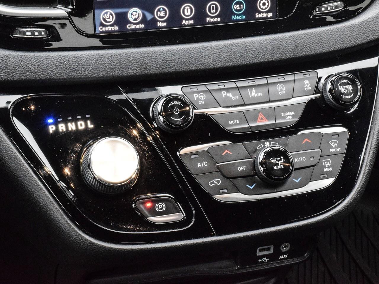 2020 Chrysler Pacifica Launch Edition 360 Cam   ACC + Lane Keep Photo