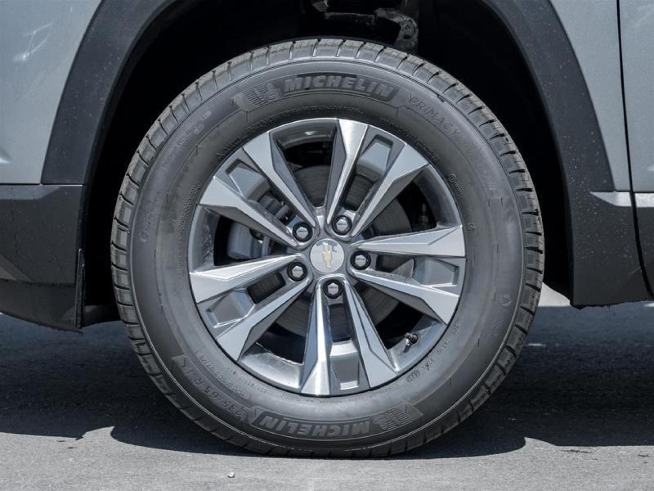 2026 Chevrolet Equinox LT 4dr All-Wheel Drive Photo3