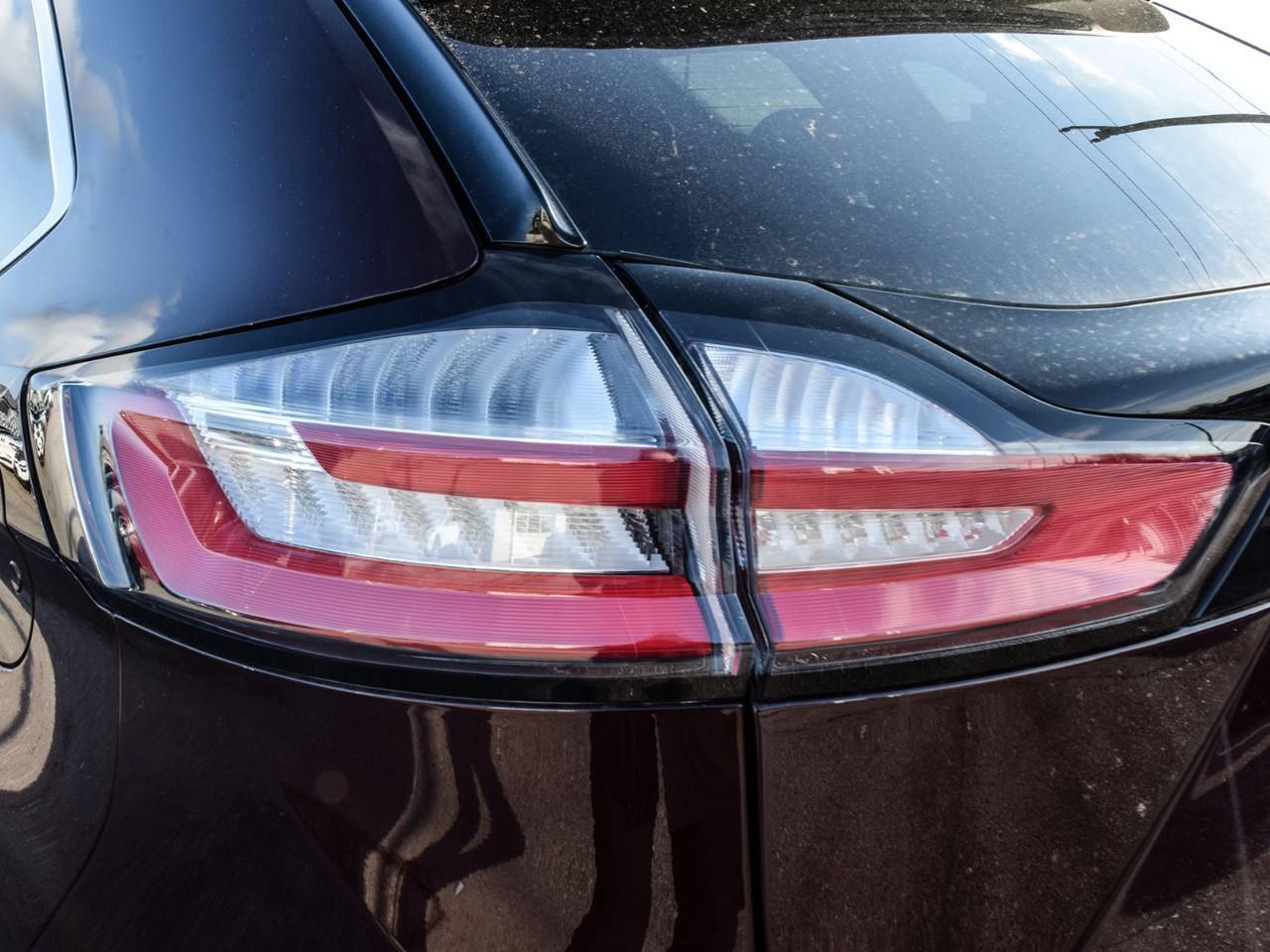 2022 Ford Edge SEL Panoroof   ACC + Lane Keeping Photo