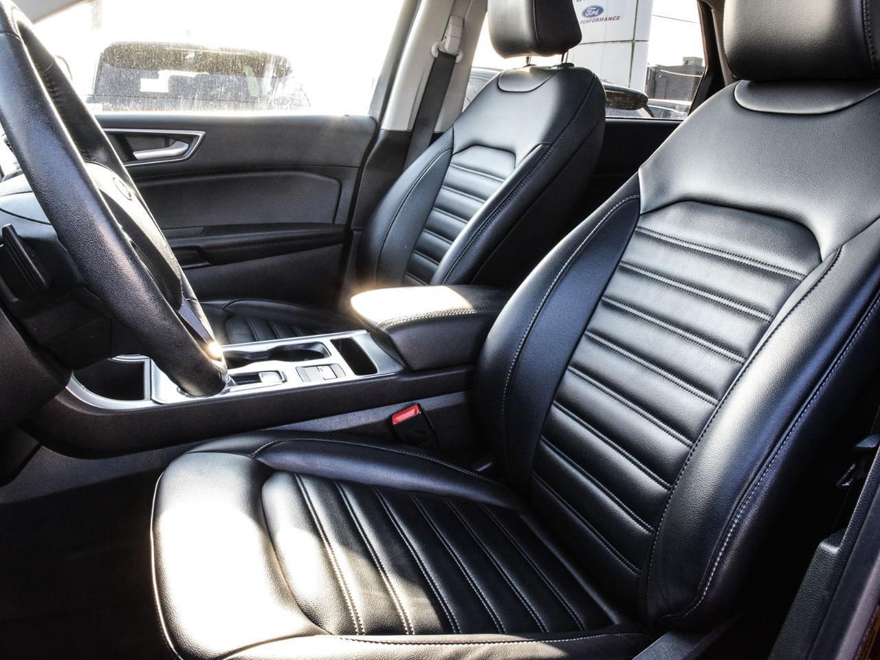 2022 Ford Edge SEL Panoroof   ACC + Lane Keeping Photo