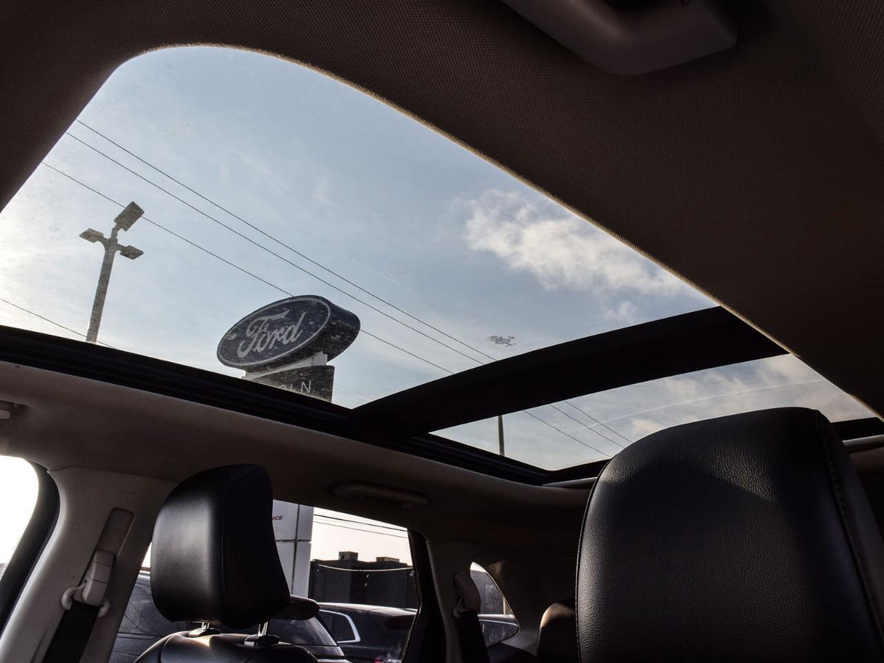 2022 Ford Edge SEL Panoroof   ACC + Lane Keeping Photo