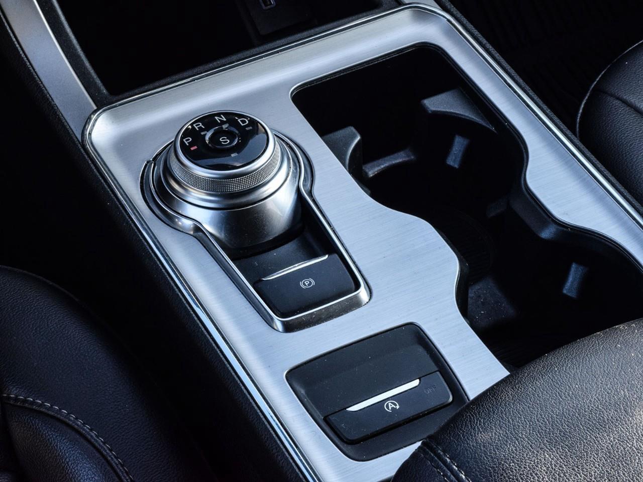 2022 Ford Edge SEL Panoroof   ACC + Lane Keeping Photo