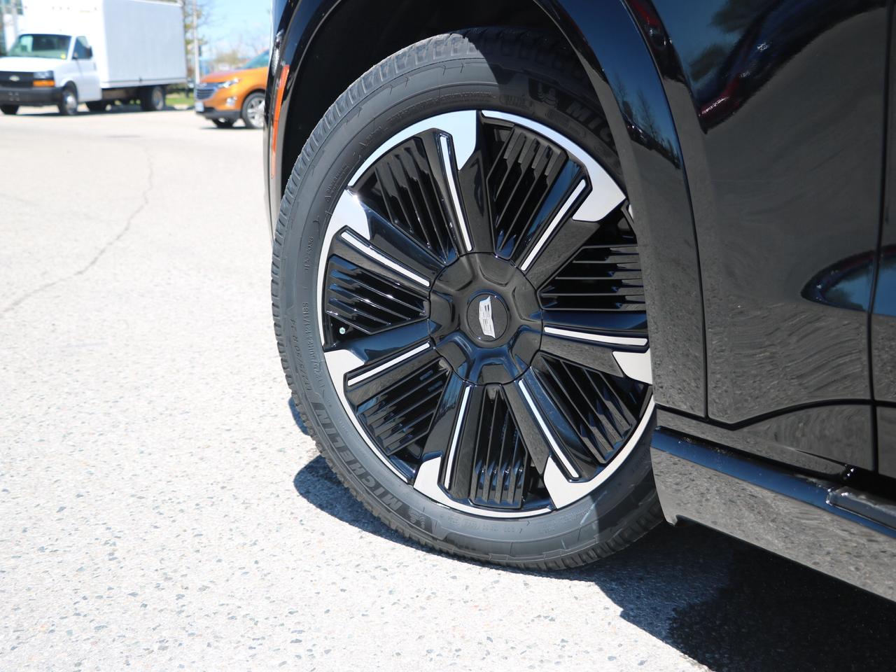 2025 Cadillac Escalade IQ Luxury 1 4dr All-Wheel Drive Photo