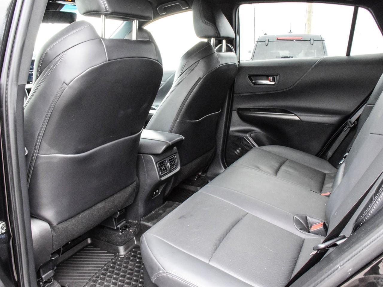 2022 Toyota Venza XLE Heated Leather Seats   Panoramic Sunroof Photo