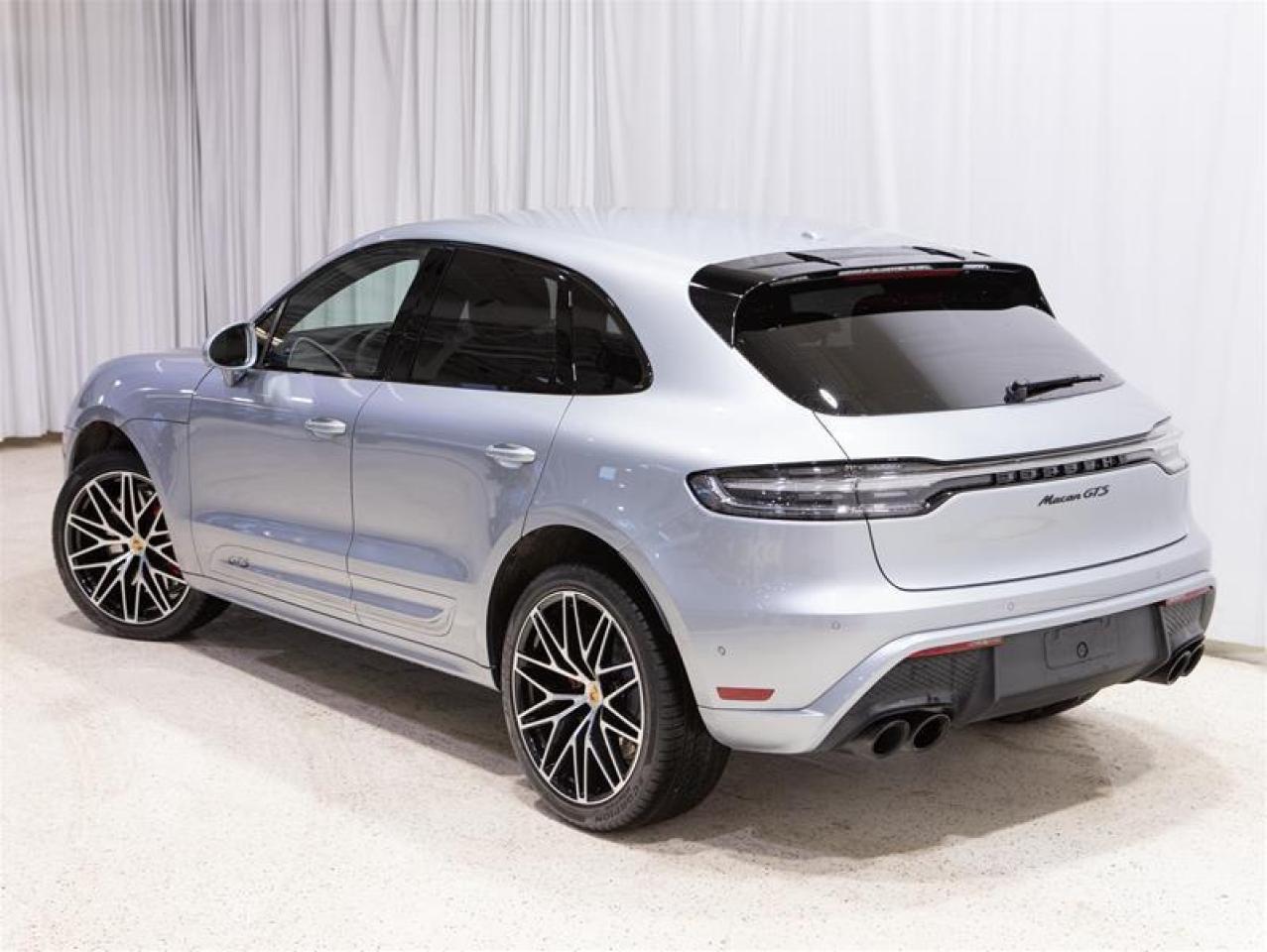 2024 Porsche Macan GTS AWD Photo