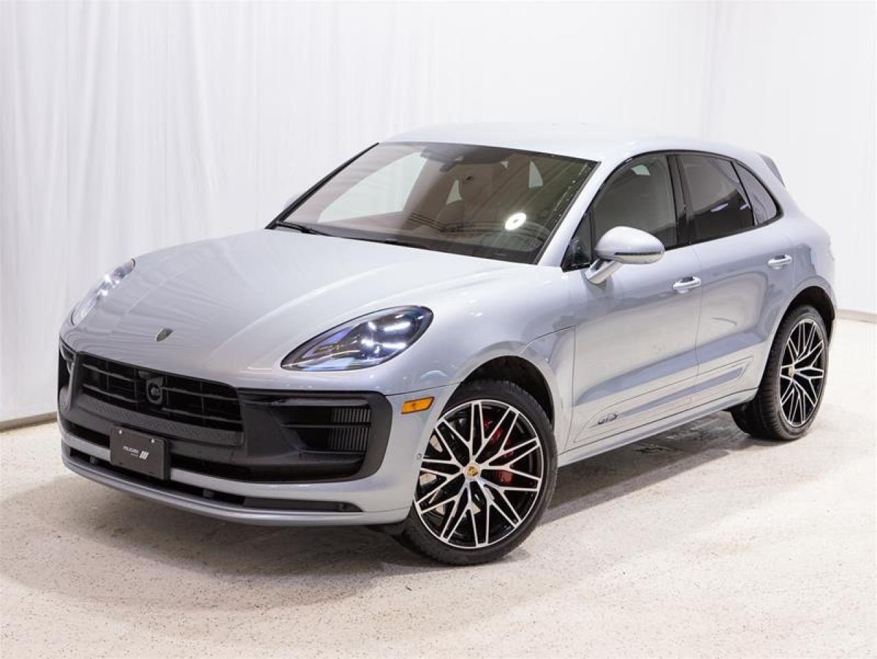 2024 Porsche Macan GTS AWD Photo