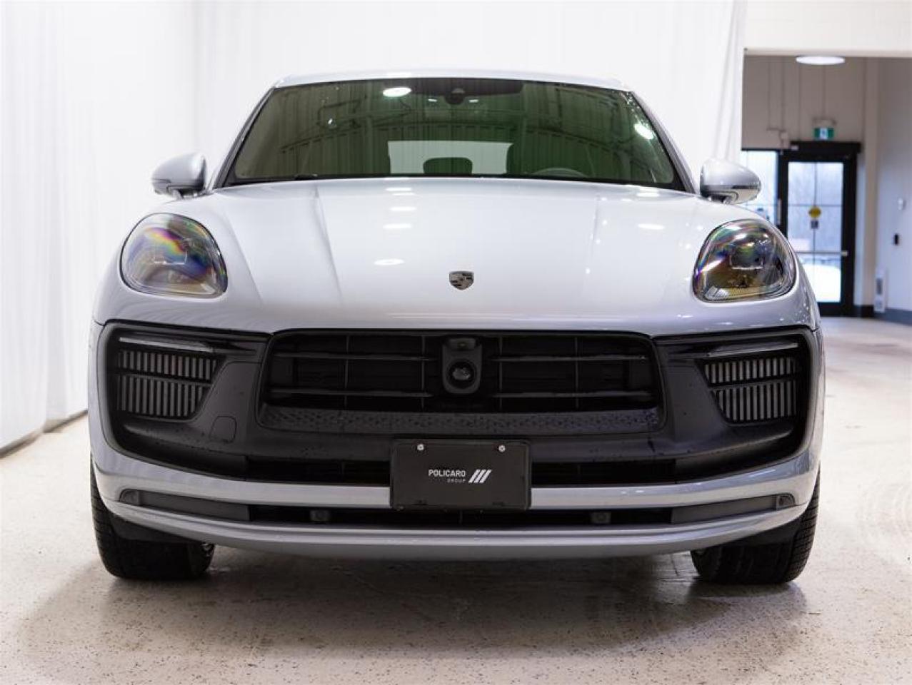 2024 Porsche Macan GTS AWD Photo