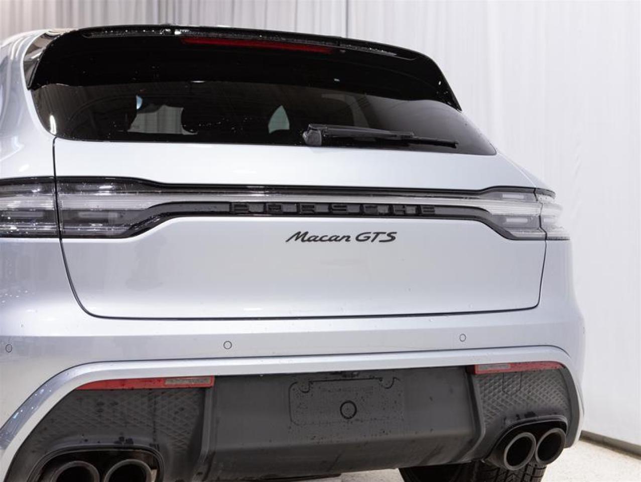 2024 Porsche Macan GTS AWD Photo