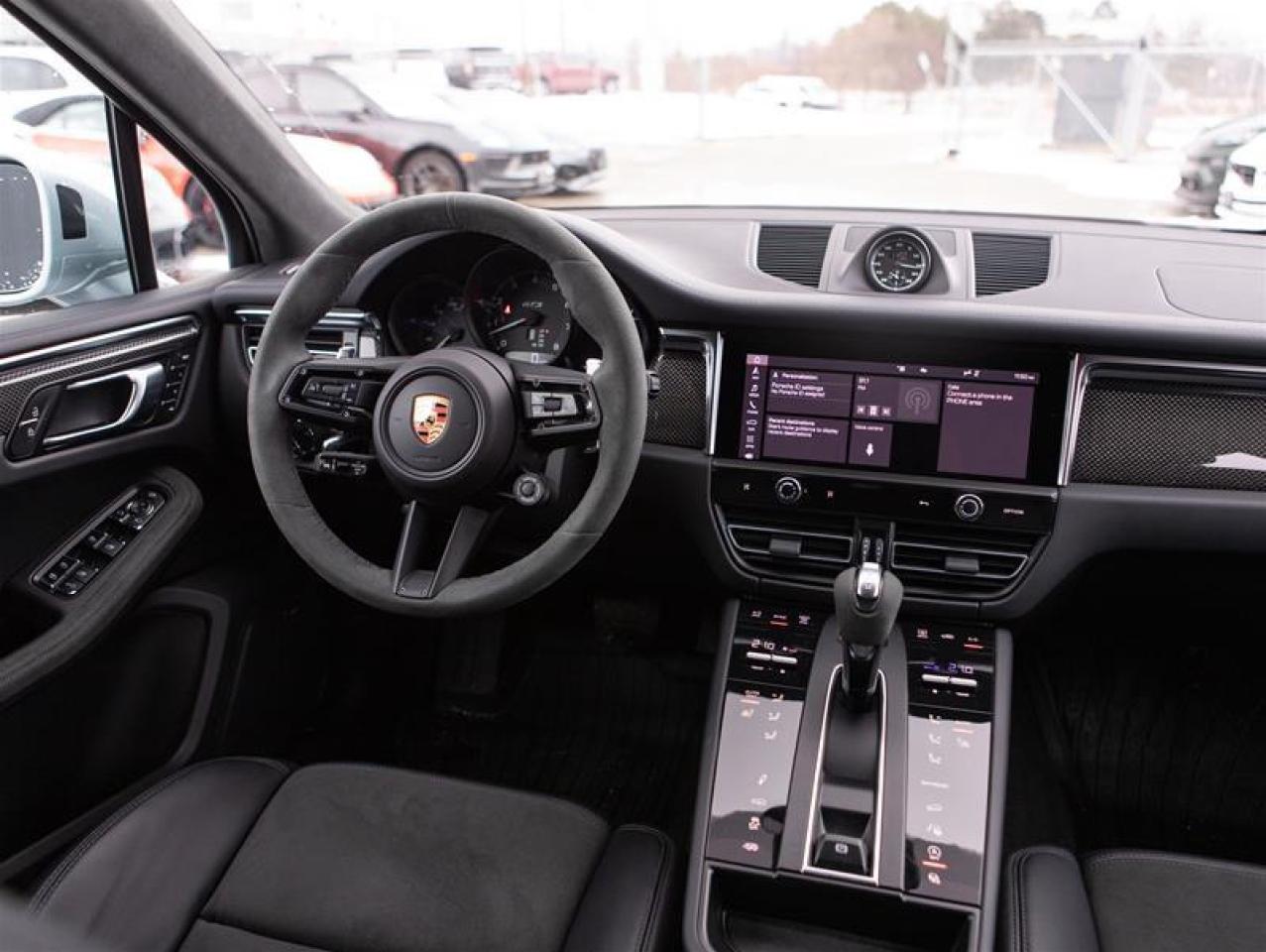 2024 Porsche Macan GTS AWD Photo